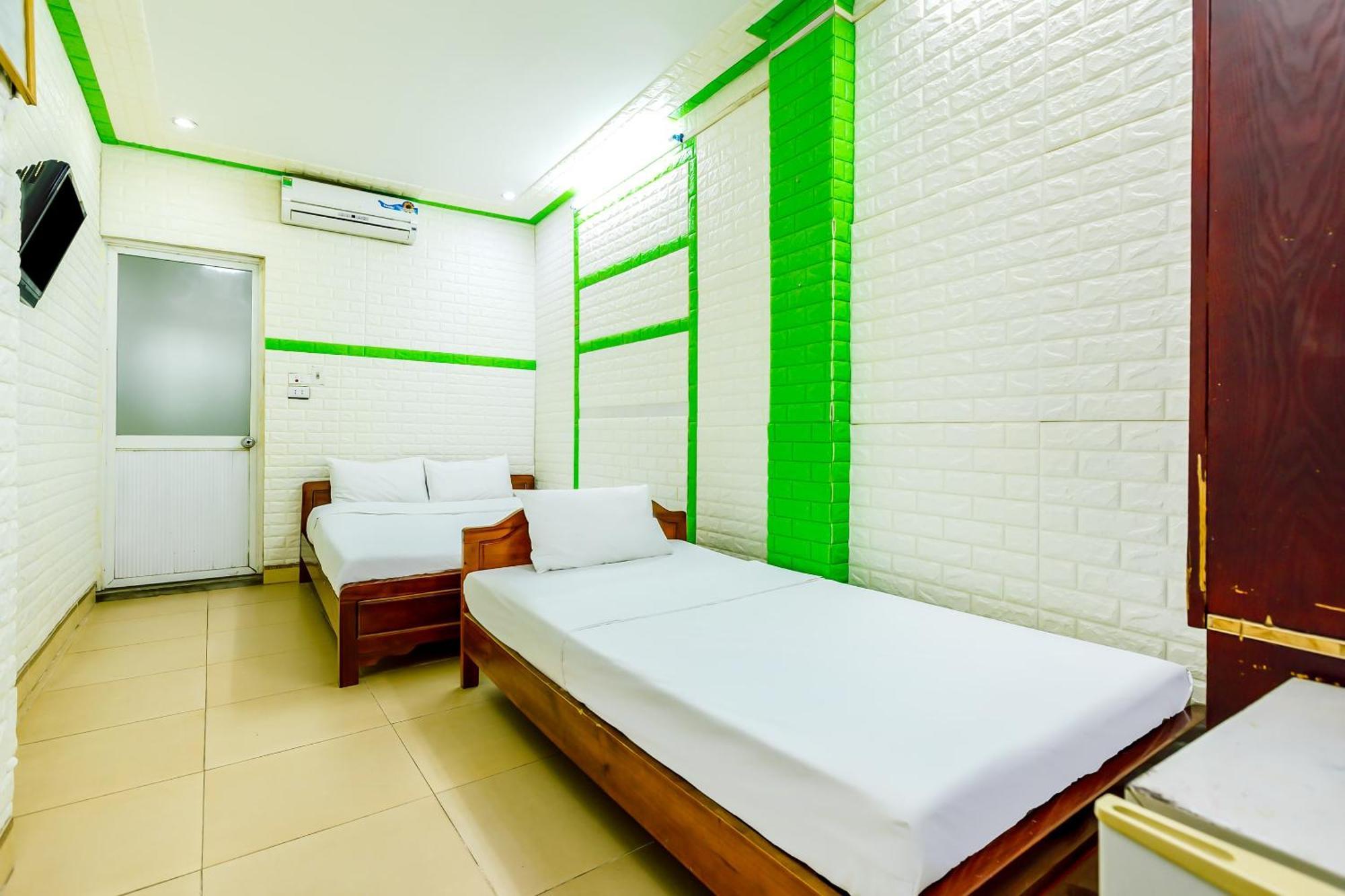Oyo 604 Queen Hotel Spot-On Hanoi Eksteriør bilde
