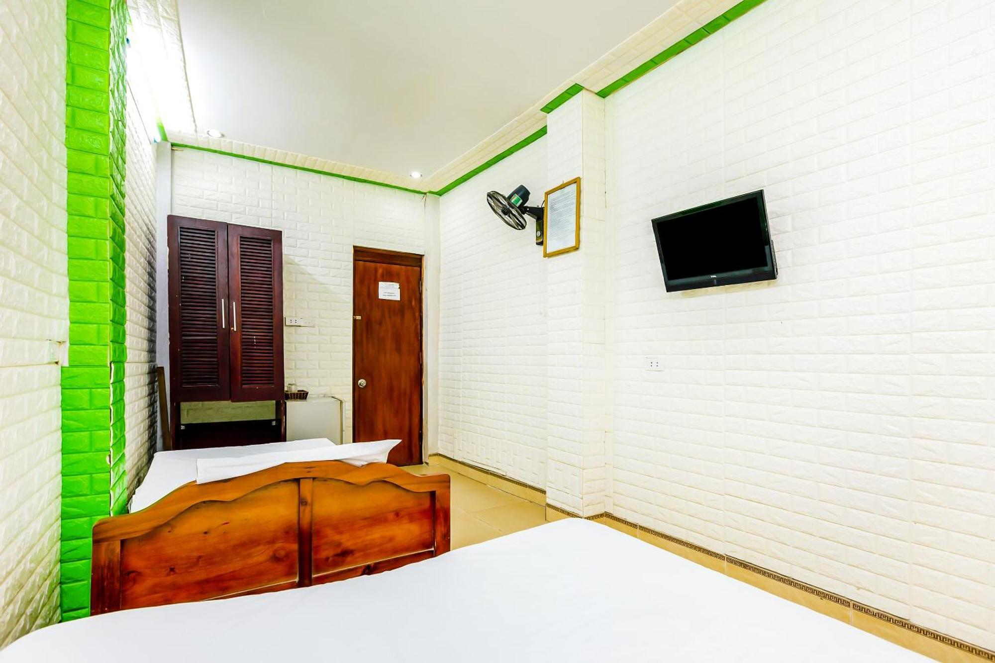 Oyo 604 Queen Hotel Spot-On Hanoi Eksteriør bilde